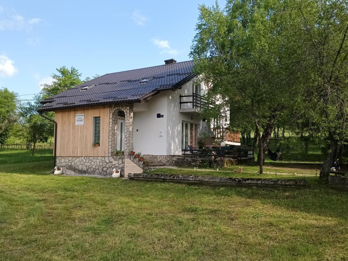 Holiday Home Ivano Korenica Eksteriør bilde